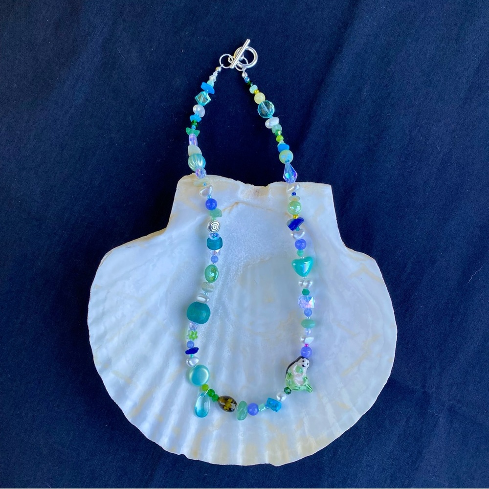 Under the Sea Beaded Blue & Green Necklace Mermaid Silver Spiral Hearts Mixed - Picture 5 of 11
